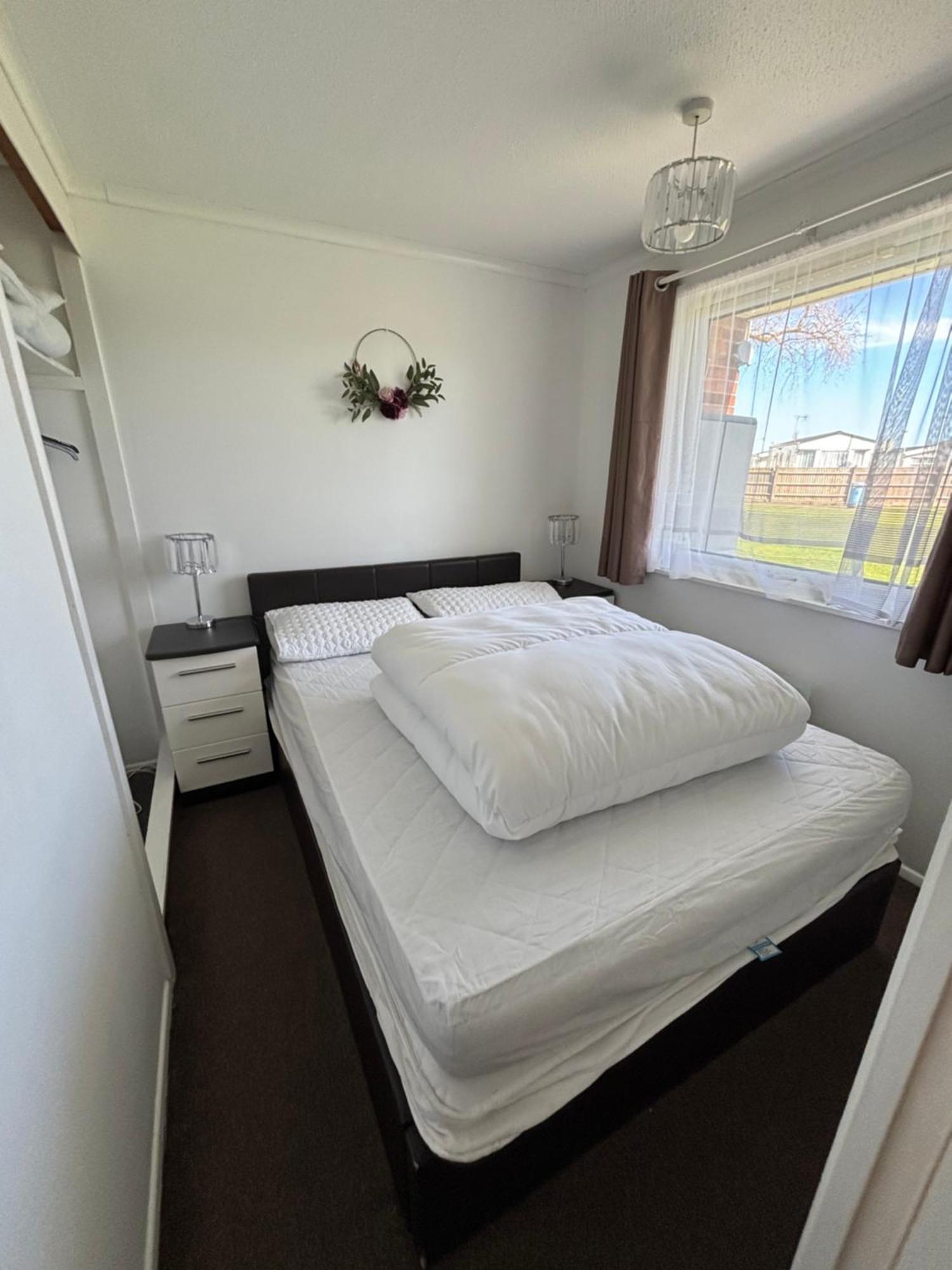 Signature, Scratby - Two Bed Chalet, Sleeps 7, Free Wi-Fi, Bed Linen And Towels Included, Pets Welcome And Onsite Entertainment Available Екстер'єр фото