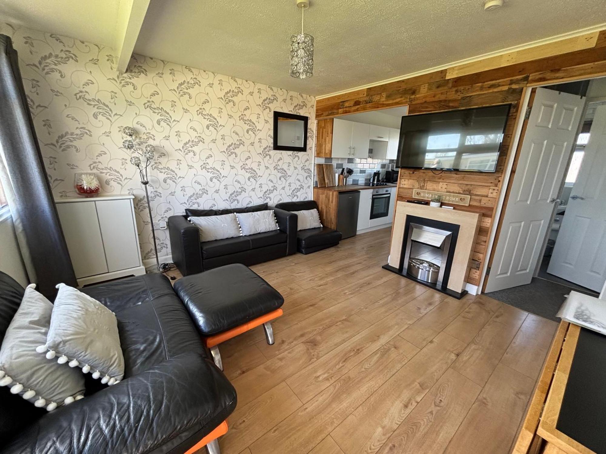 Signature, Scratby - Two Bed Chalet, Sleeps 7, Free Wi-Fi, Bed Linen And Towels Included, Pets Welcome And Onsite Entertainment Available Екстер'єр фото